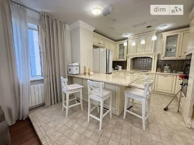 Sale of 4-room apartment 143 sq. m on Generala Genadiya Voroby street