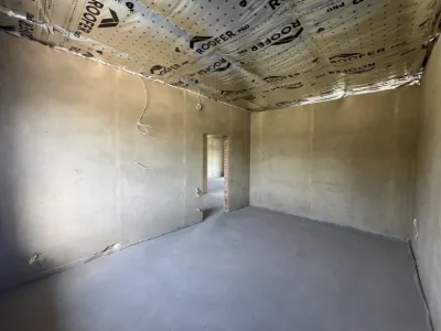 For sale one-story house 85 sq.m., 3 rooms, gas TYAZHILYV