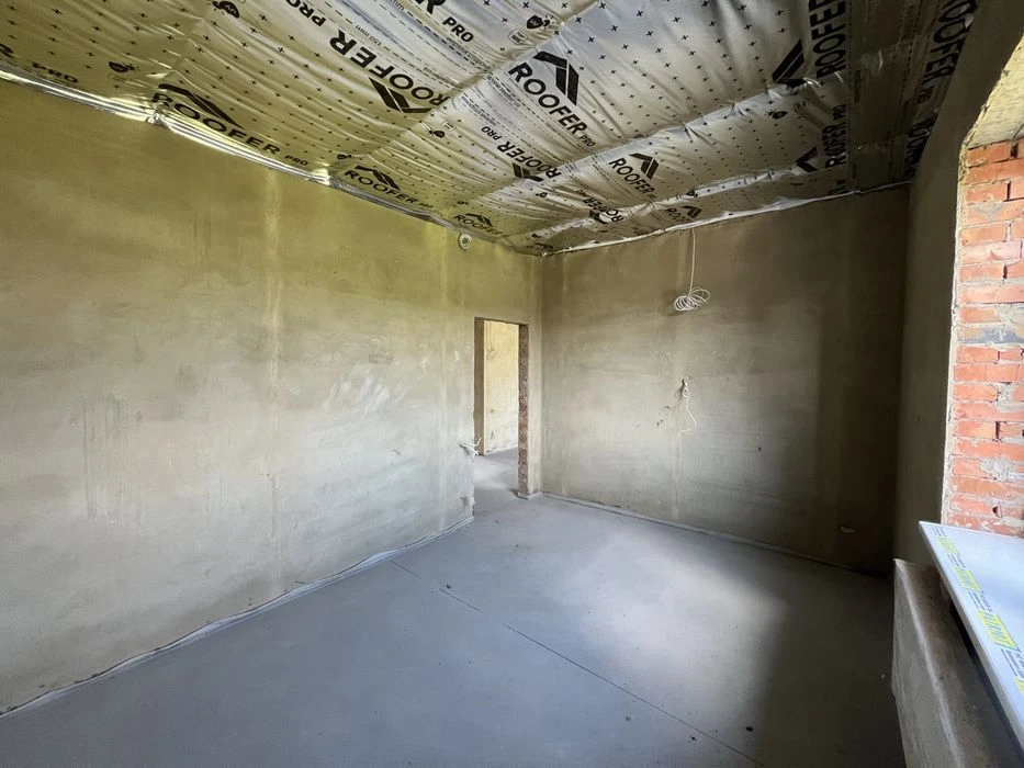 For sale one-story house 85 sq.m., 3 rooms, gas TYAZHILYV