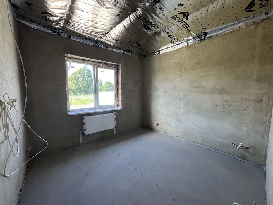 For sale one-story house 85 sq.m., 3 rooms, gas TYAZHILYV
