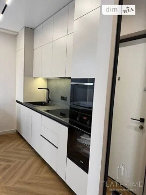 Sale of 1-room apartment 41 sq. m. on Mykhaylo Maksimovicha st. 36 •