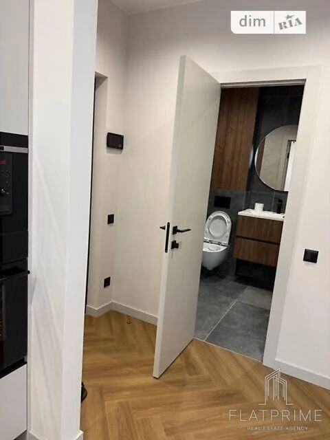 Sale of 1-room apartment 41 sq. m. on Mykhaylo Maksimovicha st. 36 •