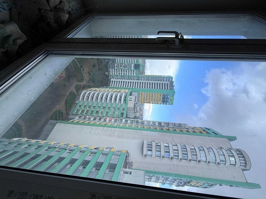 Apartments for sale in the residential complex "Parkove Misto" ONLY BEZNAL all DERZHPROG