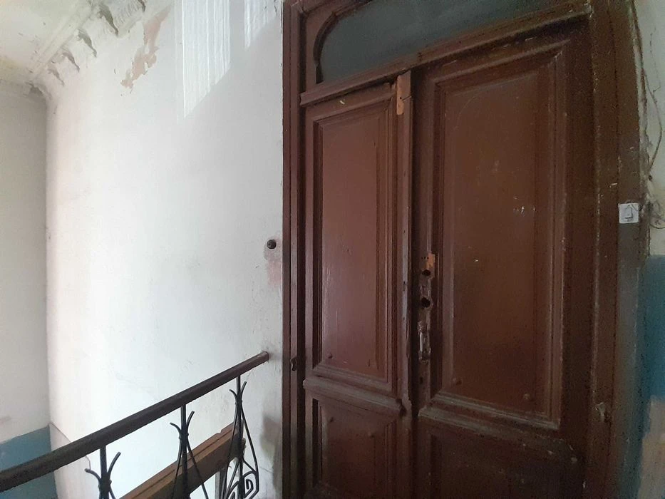 Срочно продам 2-х ком. квартиру в центре. Бельгийка