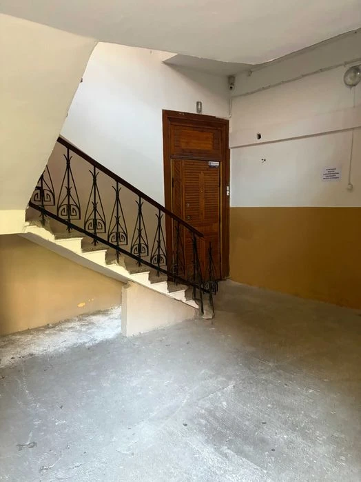 Срочно продам 2-х ком. квартиру в центре. Бельгийка