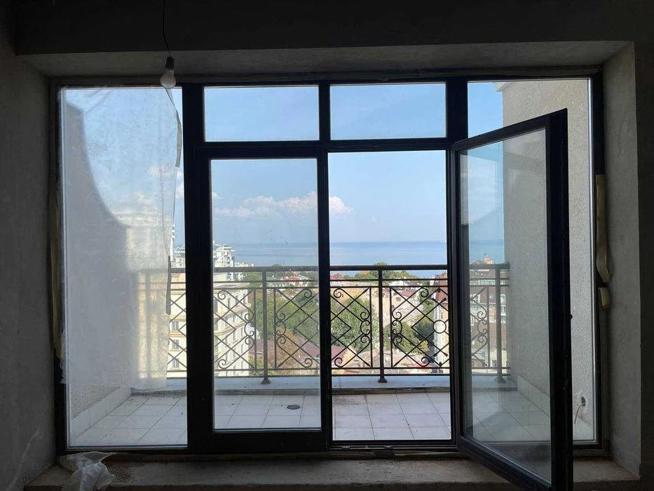 Two-level apartment on French Boulevard in the Kark Building