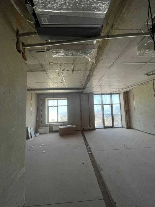 Two-level apartment on French Boulevard in the Kark Building