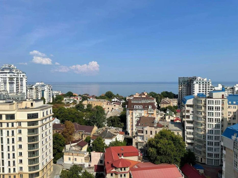 Two-level apartment on French Boulevard in the Kark Building