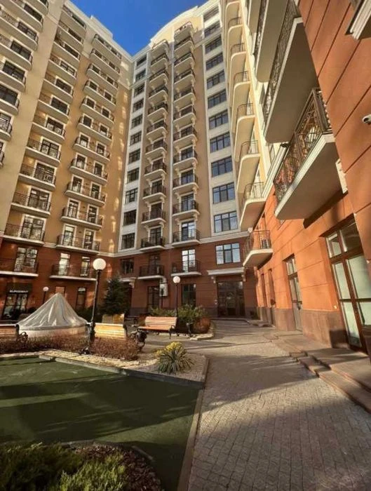 Two-level apartment on French Boulevard in the Kark Building