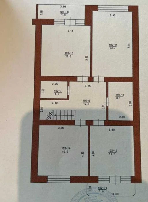 Two-level apartment on French Boulevard in the Kark Building