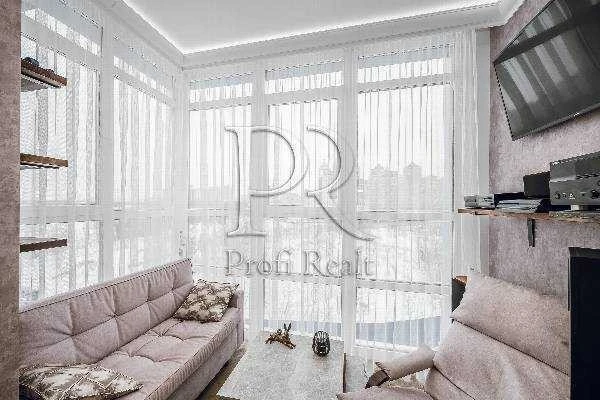 2-room apartment for sale 82 m², Mykilsko-Slobidska st.