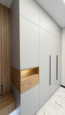 2 комнатная с ремонтом в Кадор сити