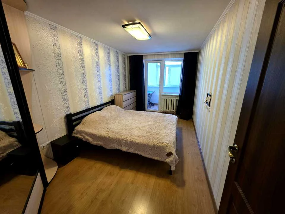Apartment. Kharkiv, Yubileiny Ave. ()