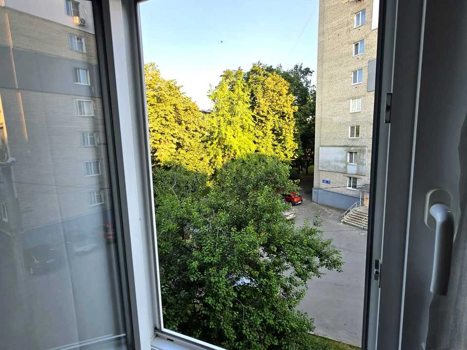 Apartment. Kharkiv, Yubileiny Ave. ()