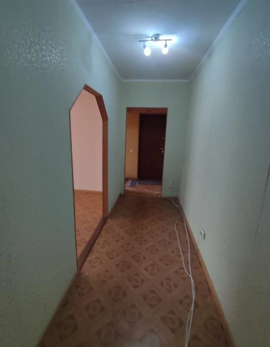 Затишна 3к з чудовим краєвидом, меблі залишаються. Переоформ