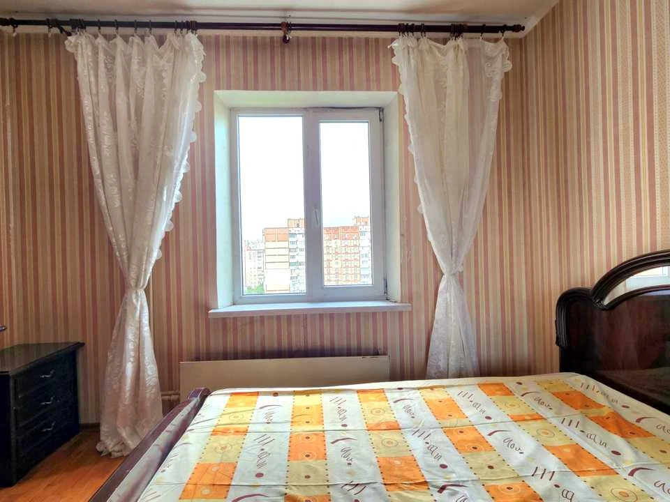 Квартира. Киев, Червоной Калины просп. (Владимира Маяковск