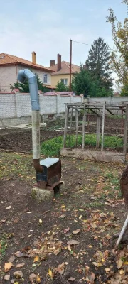 A part of a homestead with a plot on Obylnoy/Vanzetta is for sale