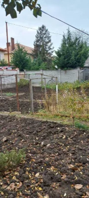 A part of a homestead with a plot on Obylnoy/Vanzetta is for sale
