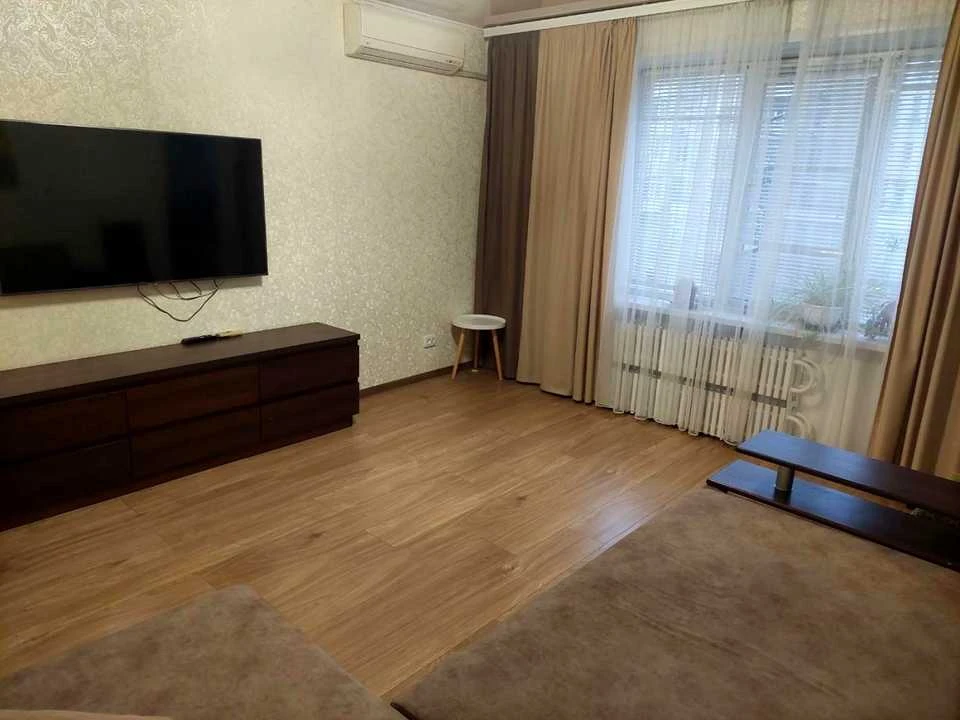 Квартира. Запорожье, Первая Литейная ул. (Красногвардейская)