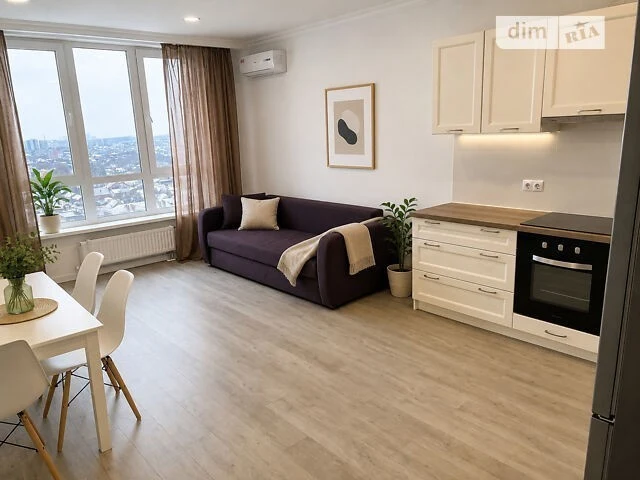 Sale of 1-room apartment 49 sq. m on Solomyanska Street 20A • ID 34