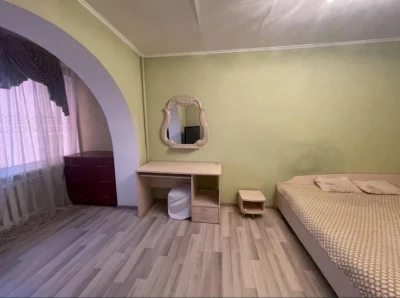 Продам 3 комнатную квартиру 85м2. Правый берег Запорожское ш