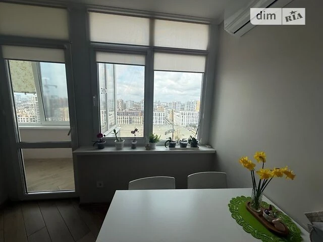 Sale of 1-room apartment 60.3 sq. m. on Danylo Shcherbakivskoho St.