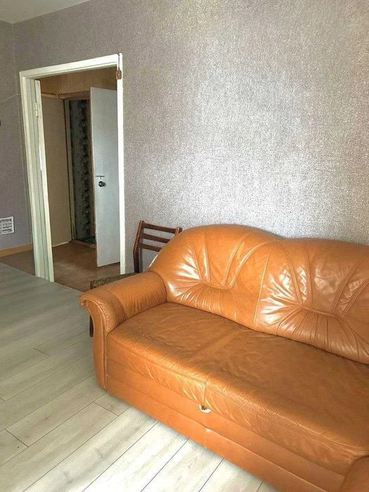 Продам 2-комнатную квартиру на Вильямсе / Королёва.