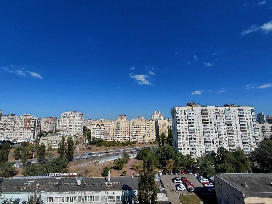 WITHOUT% I will sell 1-room apartment of Volodymyr Ivasyuk 27A GAZ Metro Min