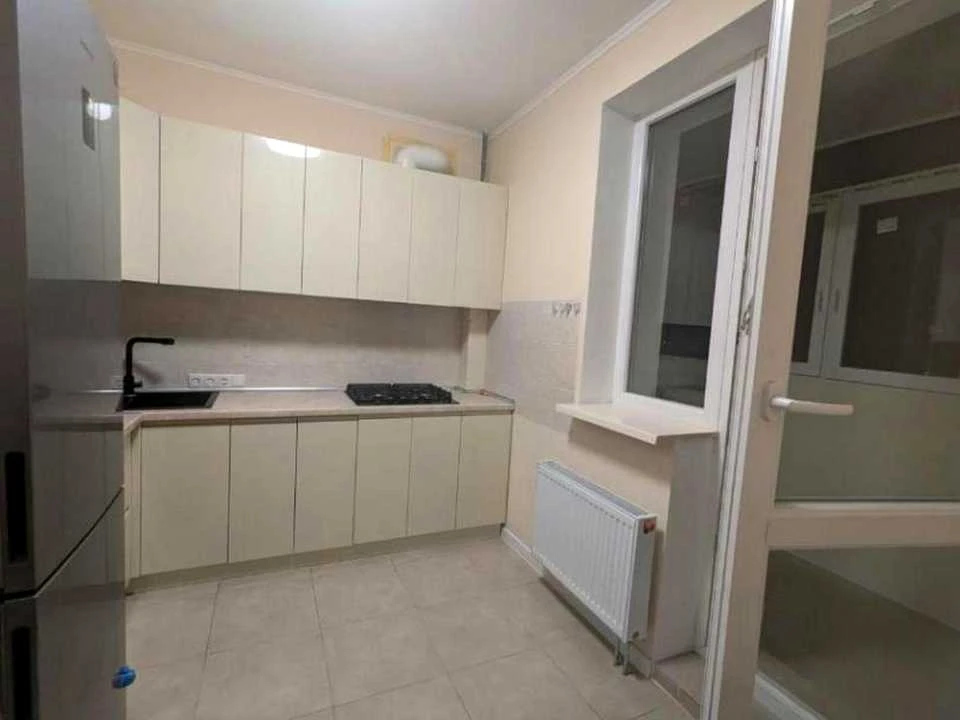 Apartment. Kharkiv, Newtona St.