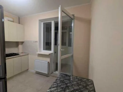Apartment. Kharkiv, Newtona St.