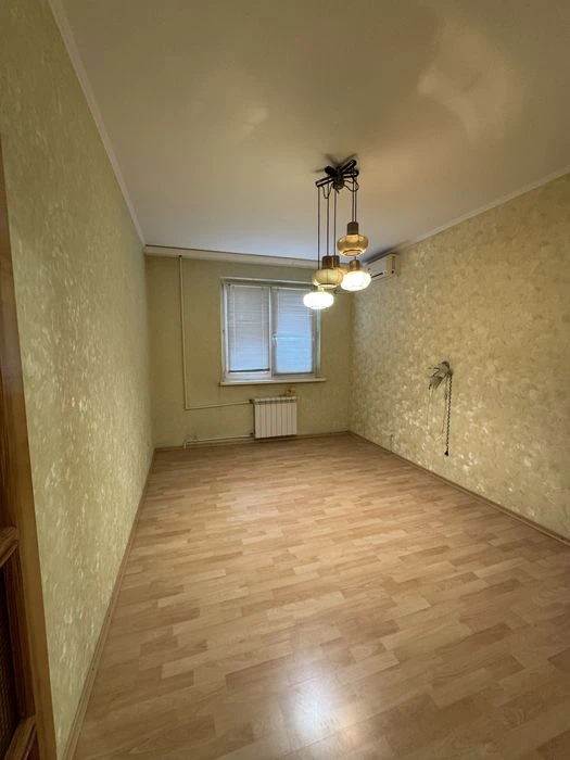 Selling a 3-room apartment in Zhukovsky, Astronomicheskaya, 35th, garage