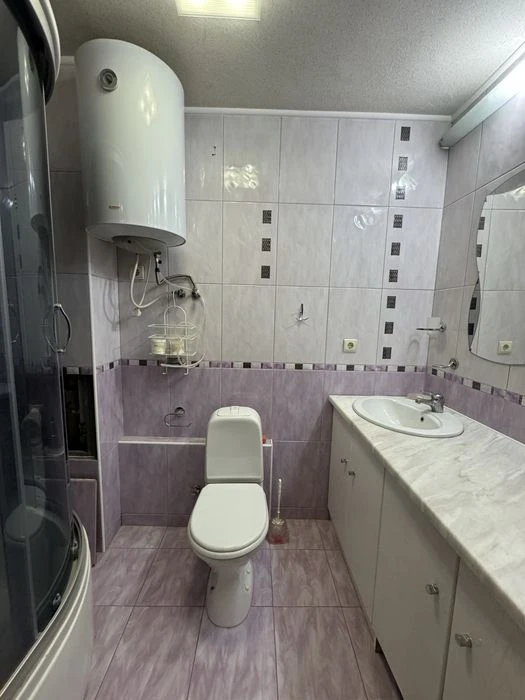 Selling a 3-room apartment in Zhukovsky, Astronomicheskaya, 35th, garage