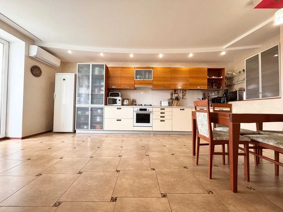 Продажа 3комн Антоновича 26 Созидатель Автономка низ Поля па