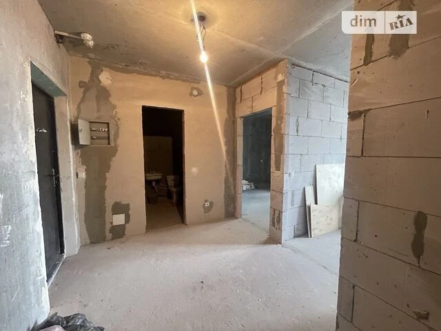 Sale of 3-room apartment 99.8 sq. m on Valeriy Lobanovskyi Ave.