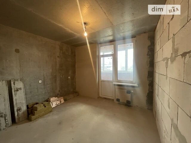 Sale of 3-room apartment 99.8 sq. m on Valeriy Lobanovskyi Ave.