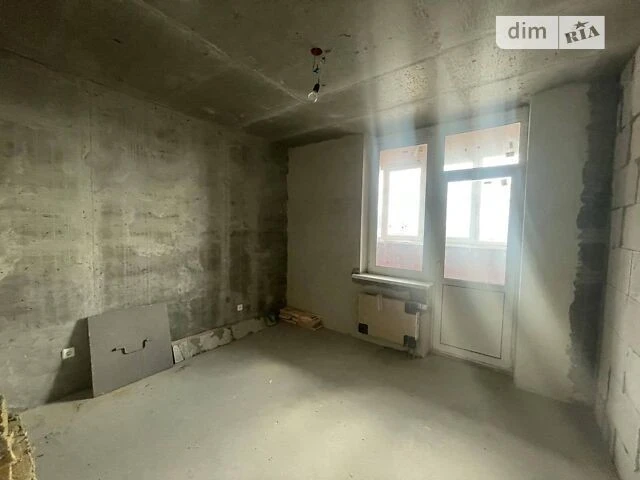 Sale of 3-room apartment 99.8 sq. m on Valeriy Lobanovskyi Ave.