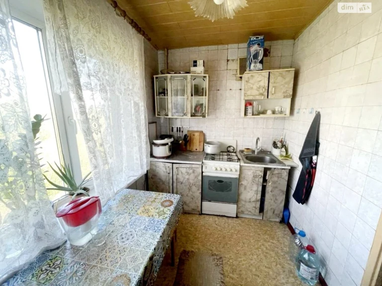For sale Apartment Oleksandrivskyi (Zhovtnevyi)