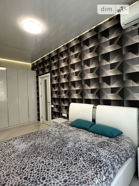 Sale of 2-room apartment 55 sq. m. on Rodiny Glagolevykh Street 5 • ID