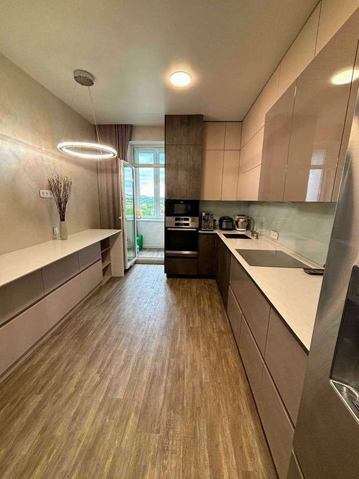 For sale 3-room apartment in the Chkalovsky Center residential complex