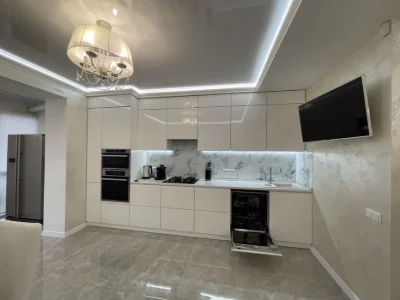 For sale 2 rooms. 77m2. Atlant residential complex ul. Antonovicha, 36