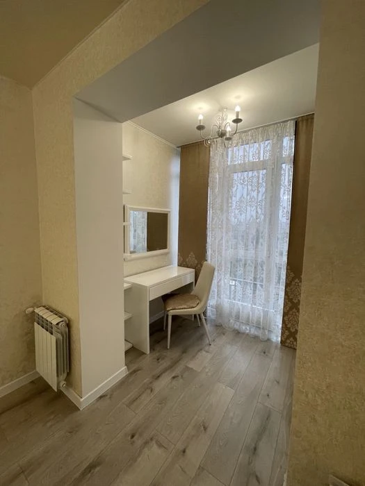 For sale 2 rooms. 77m2. Atlant residential complex ul. Antonovicha, 36