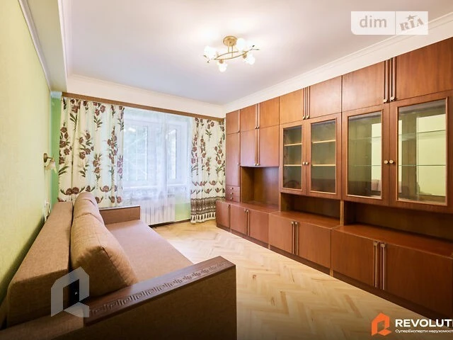 Sale of 2-room apartment 45 sq. m. on Vasylya Domanytskoho str. 10 •