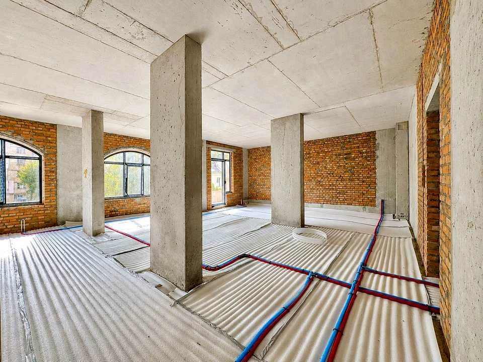 Apartment. Kyiv, Shchekavytska St., (House)