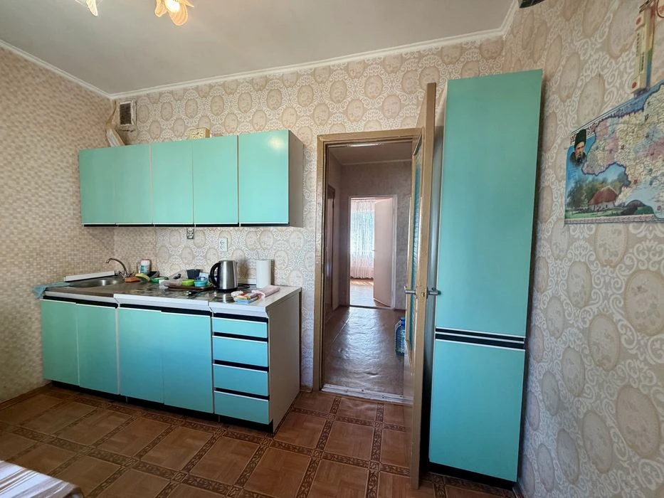 Без комісії. Продаж просторої 3к квартири - 77,5 м² у Деснян