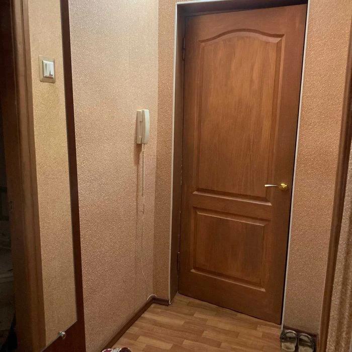 Продам 2 комнатную в конце пр. Слобожанский (газеты «Правда»)