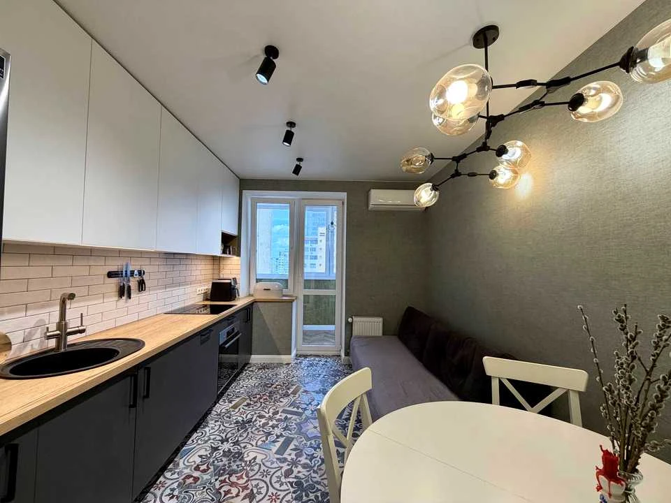Квартира. Одесса, Академика Сахарова ул.