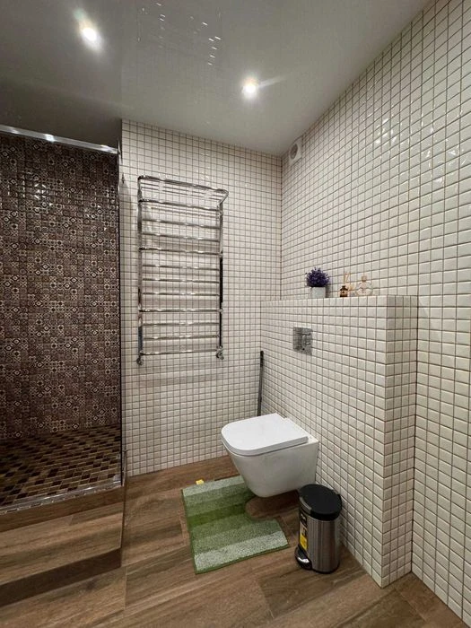 Selling a luxurious new 2-bedroom apartment, 95 sq.m., Pobedy residential complex. Alex