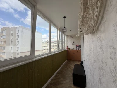 Продам 2х комн.квартиру кирпич.дом Сахарова +кладовая на эта