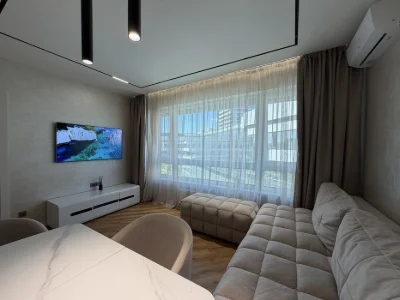 For sale, 3-room apartment in White lines 102 residential complex