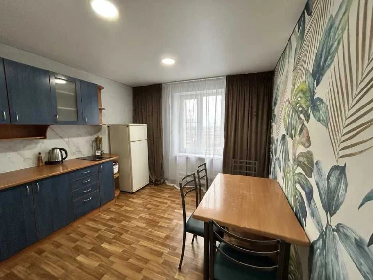Продам 1ком квартиру район пр Слобожанский